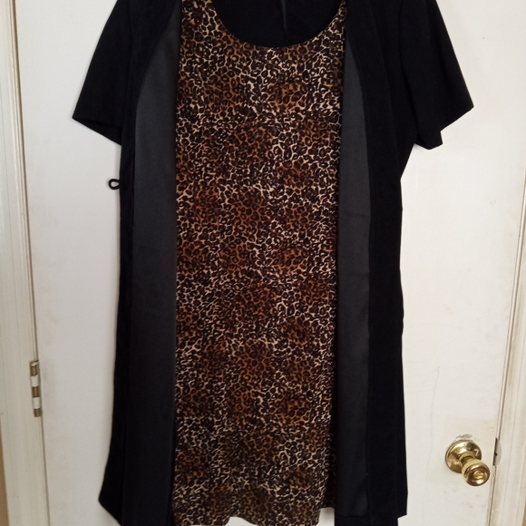 Dress - Picture 2 of 4